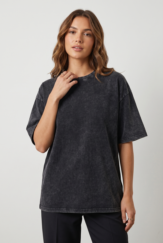 T-Shirt Women - Vintage-Inspired T-Shirt