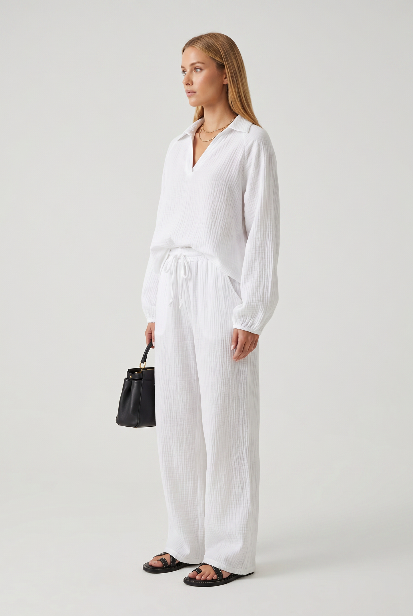 Set Women - Two-Piece Loungewear Set with Loose Trousers