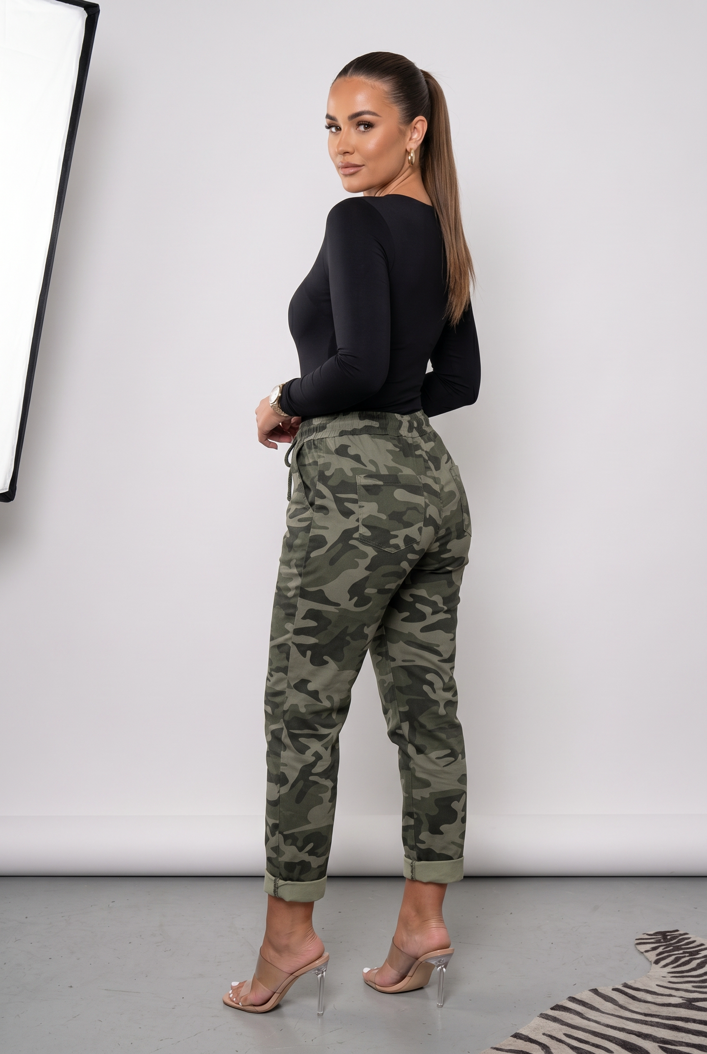 Trousers Women - Camouflage Print Trousers with Relaxed Leg