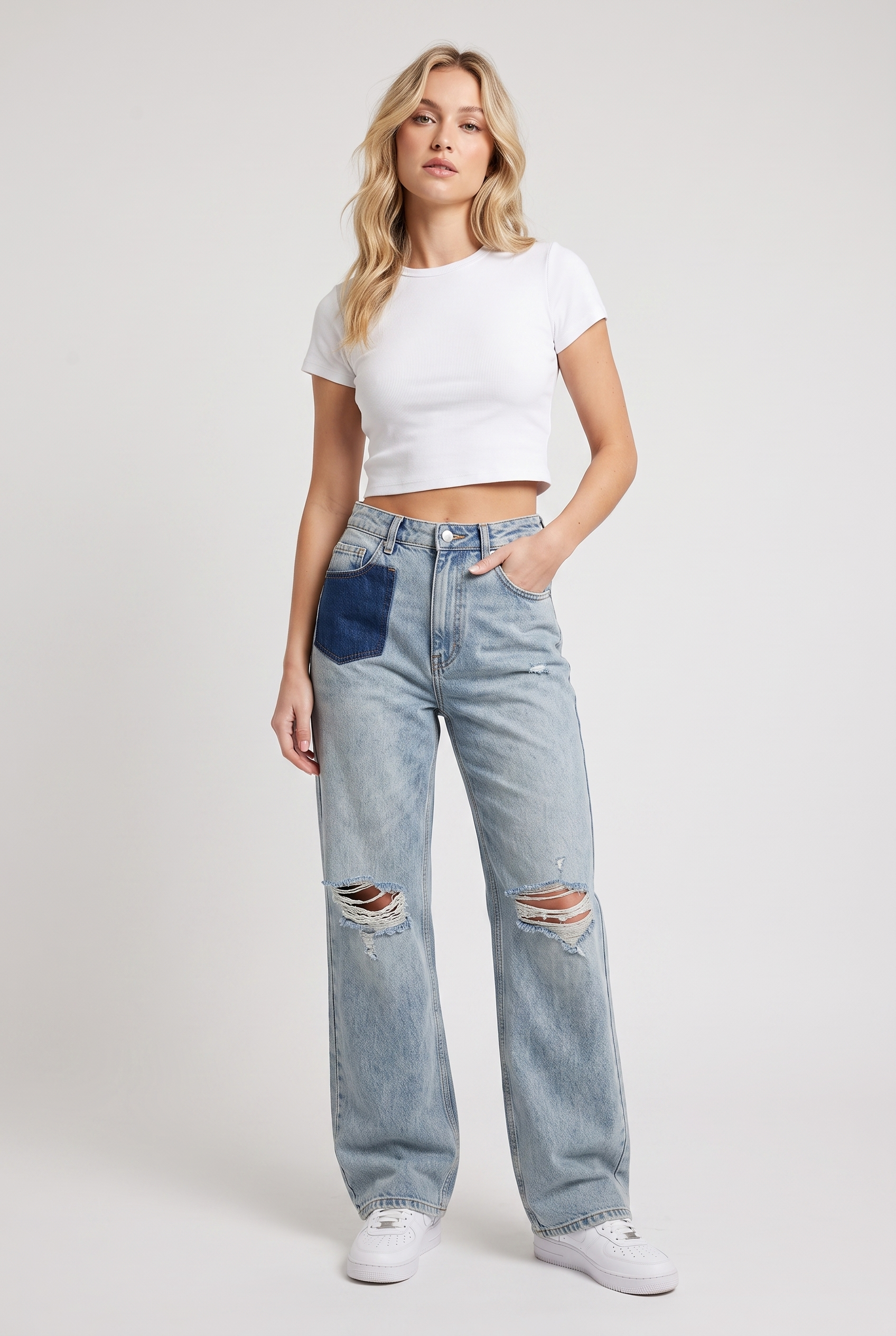 Jeans Women - Baggy Ripped Jeans with Wide Leg