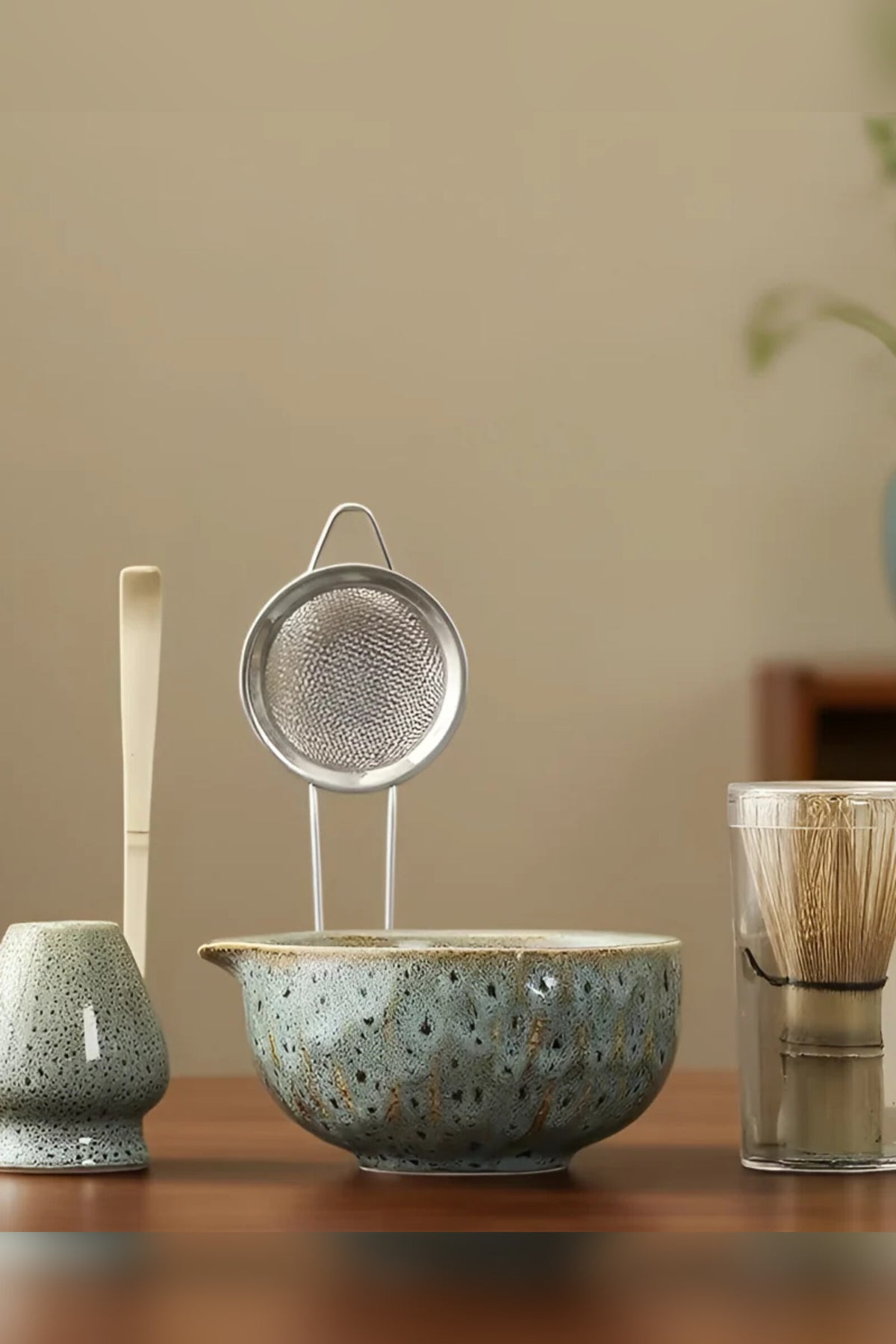 Matcha Tea Set – hand-thrown ceramic bowl, bamboo whisk, five-piece