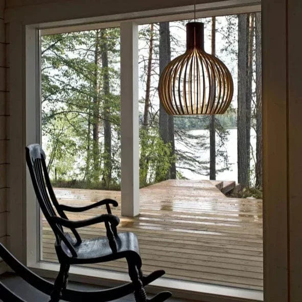 Pendant Light – wooden shade, adjustable height, vintage style