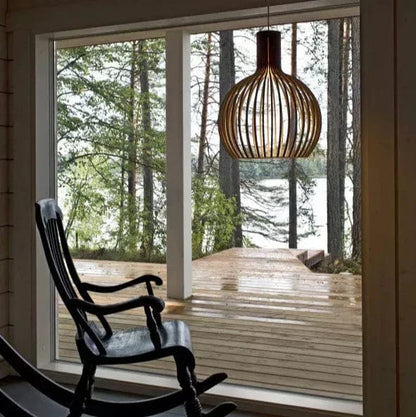 Pendant Light – wooden shade, adjustable height, vintage style