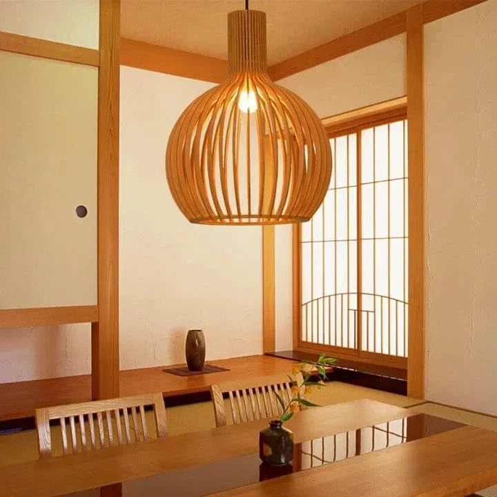 Pendant Light – wooden shade, adjustable height, vintage style