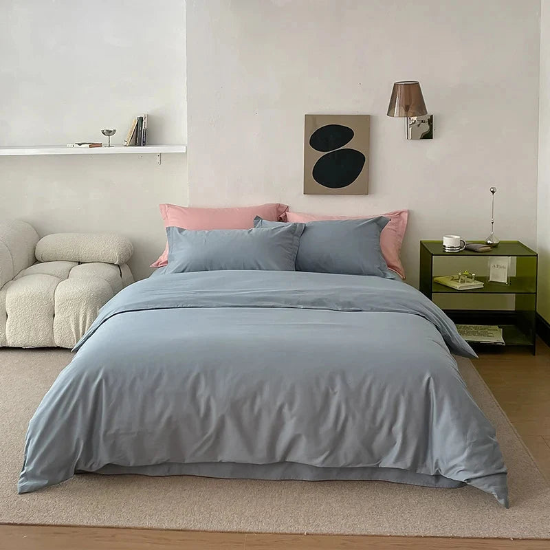 Reversible Cotton Bedding Set – satin finish, hotel closure