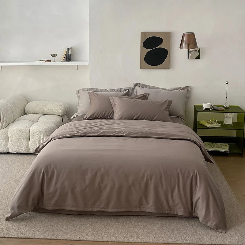 Reversible Cotton Bedding Set – satin finish, hotel closure