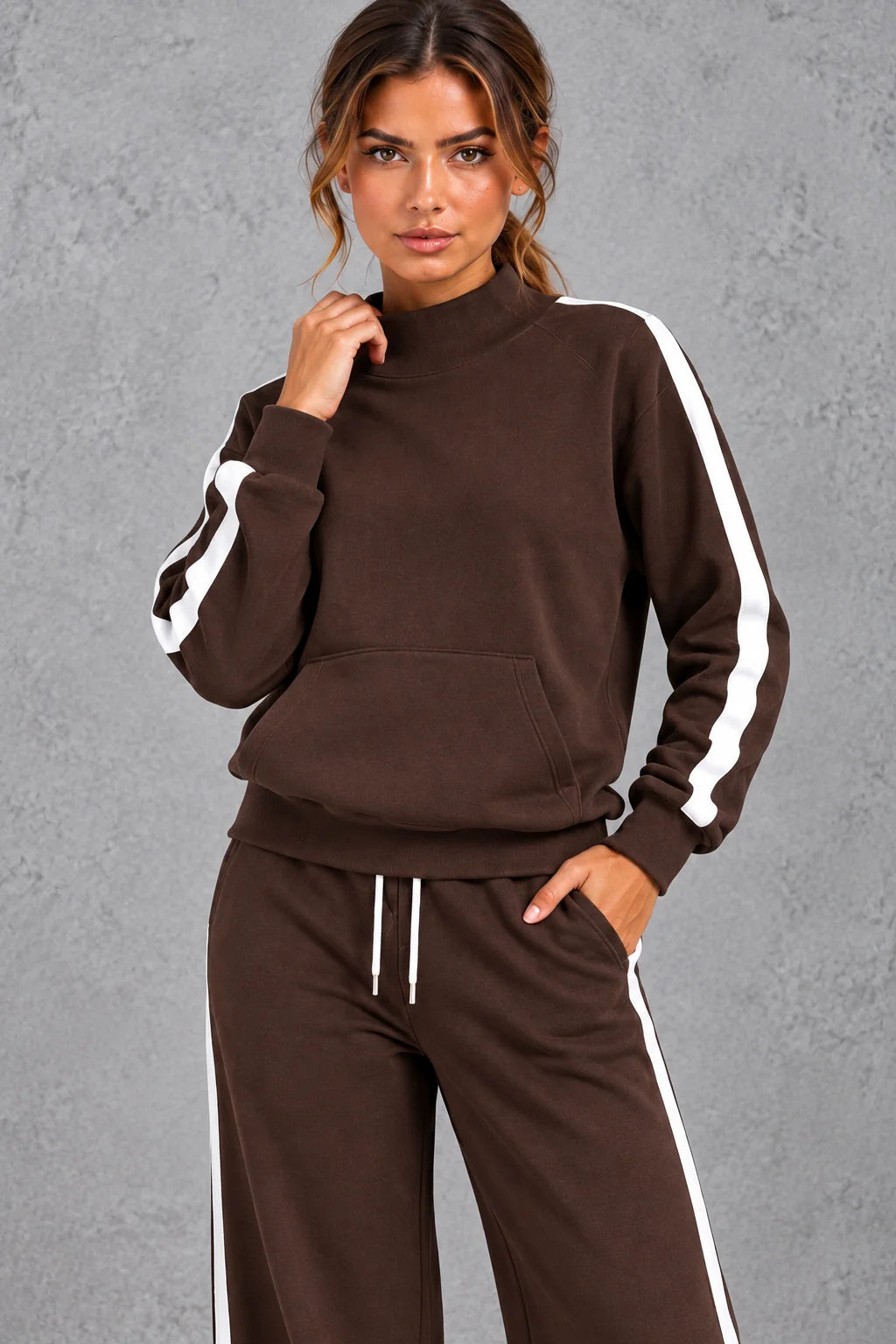 Set Women - Mock Neck Tracksuit with Side Stripes