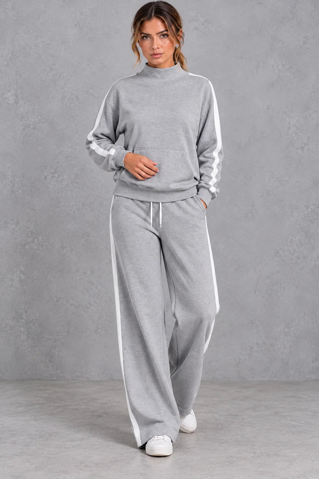Set Women - Mock Neck Tracksuit with Side Stripes