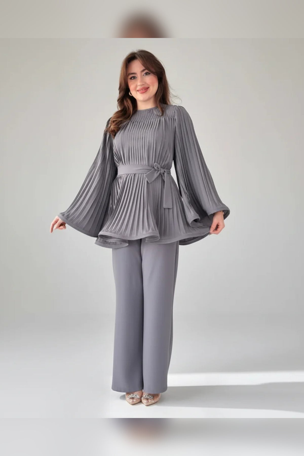 Set Women - Pleated Two-Piece with Wide Leg Trousers
