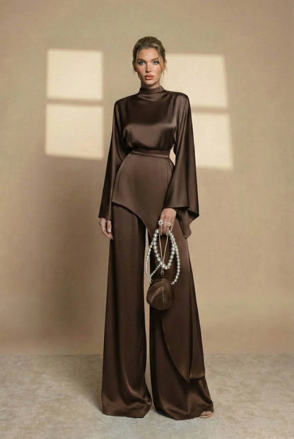 Set Women - Two-Piece Satin Evening Outfit with High Neck Top and Wide Leg Trousers