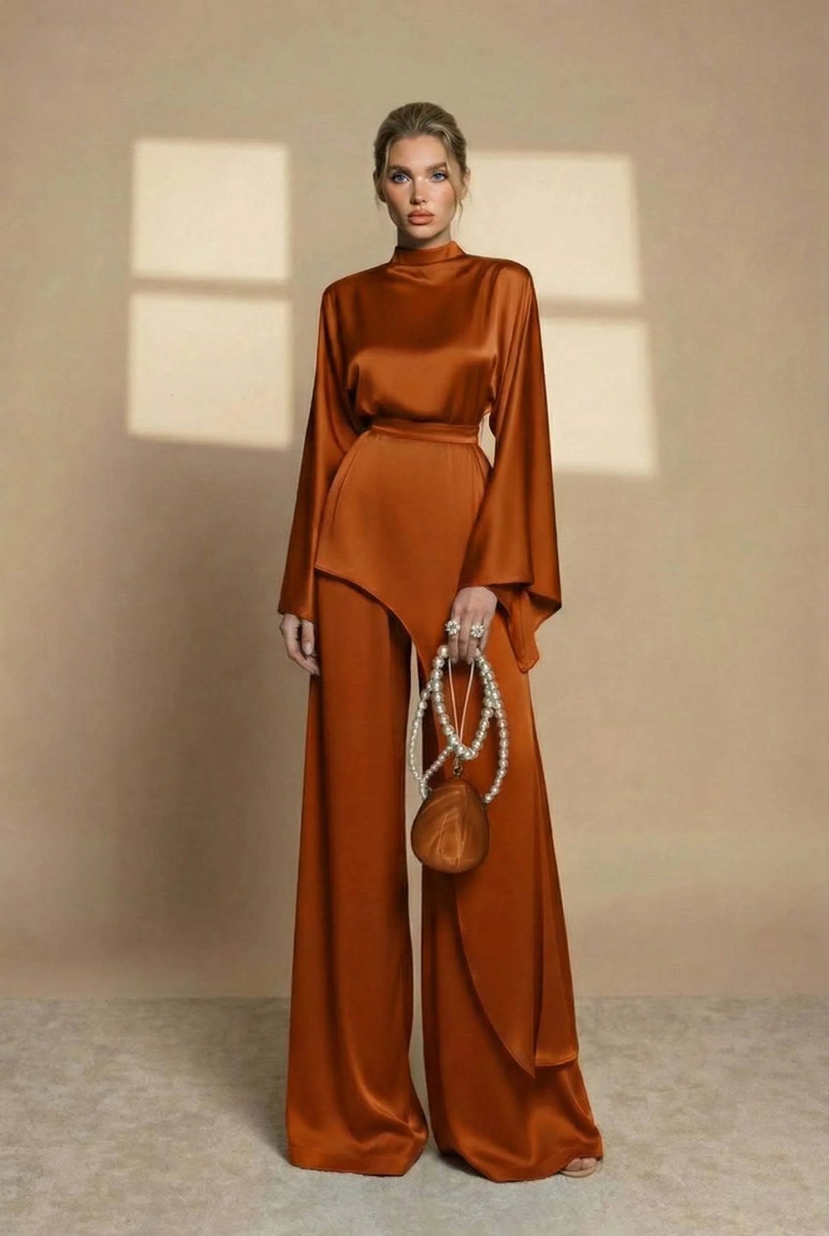 Set Women - Two-Piece Satin Evening Outfit with High Neck Top and Wide Leg Trousers