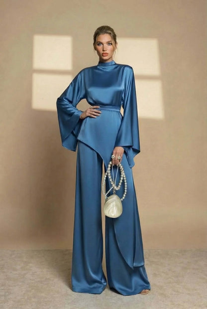 Set Women - Two-Piece Satin Evening Outfit with High Neck Top and Wide Leg Trousers