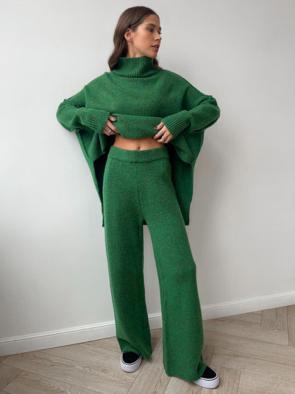 Set Women - Two-Piece Turtleneck Knit Outfit with Wide Leg Trousers