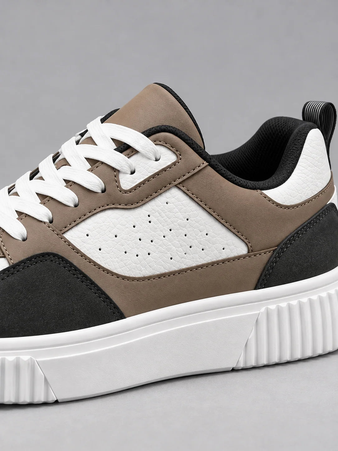 Sneakers Men - Chunky Platform Colour Block Lace-Up