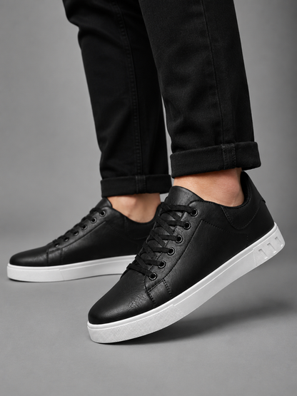 Sneakers Men - Lace-Up Low Top Trainers with Cushioned Sole