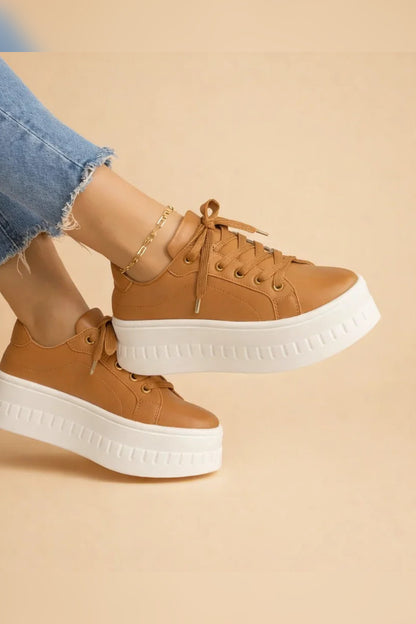Sneakers Women - Platform Trainers with Supportive Sole