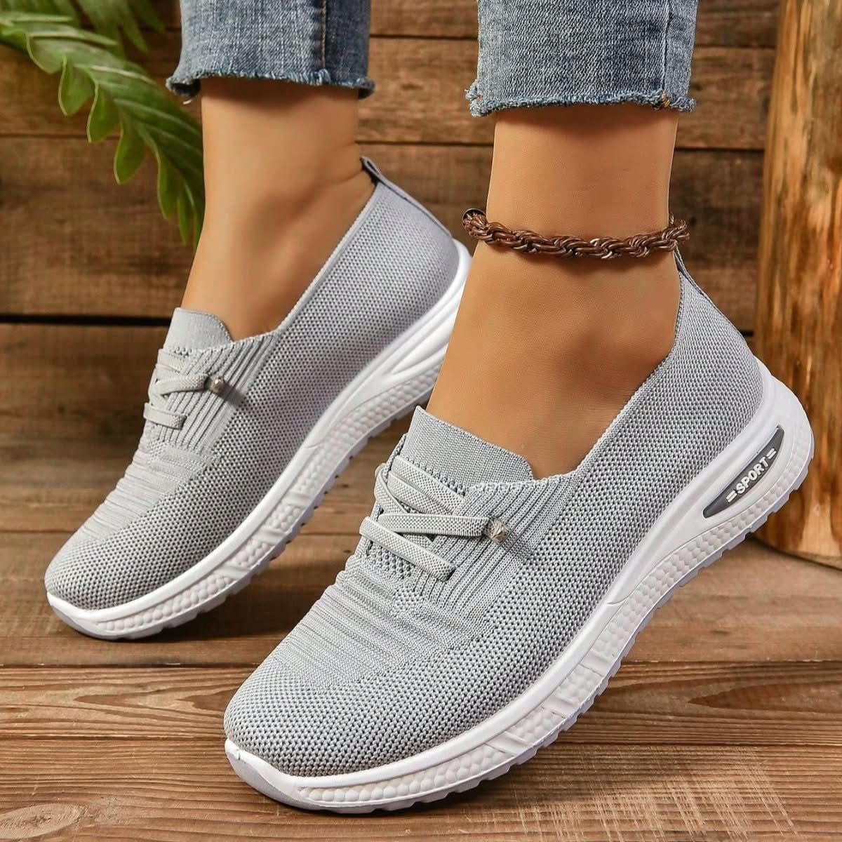 Sneakers Women - Slip-On Cushioned Lightweight