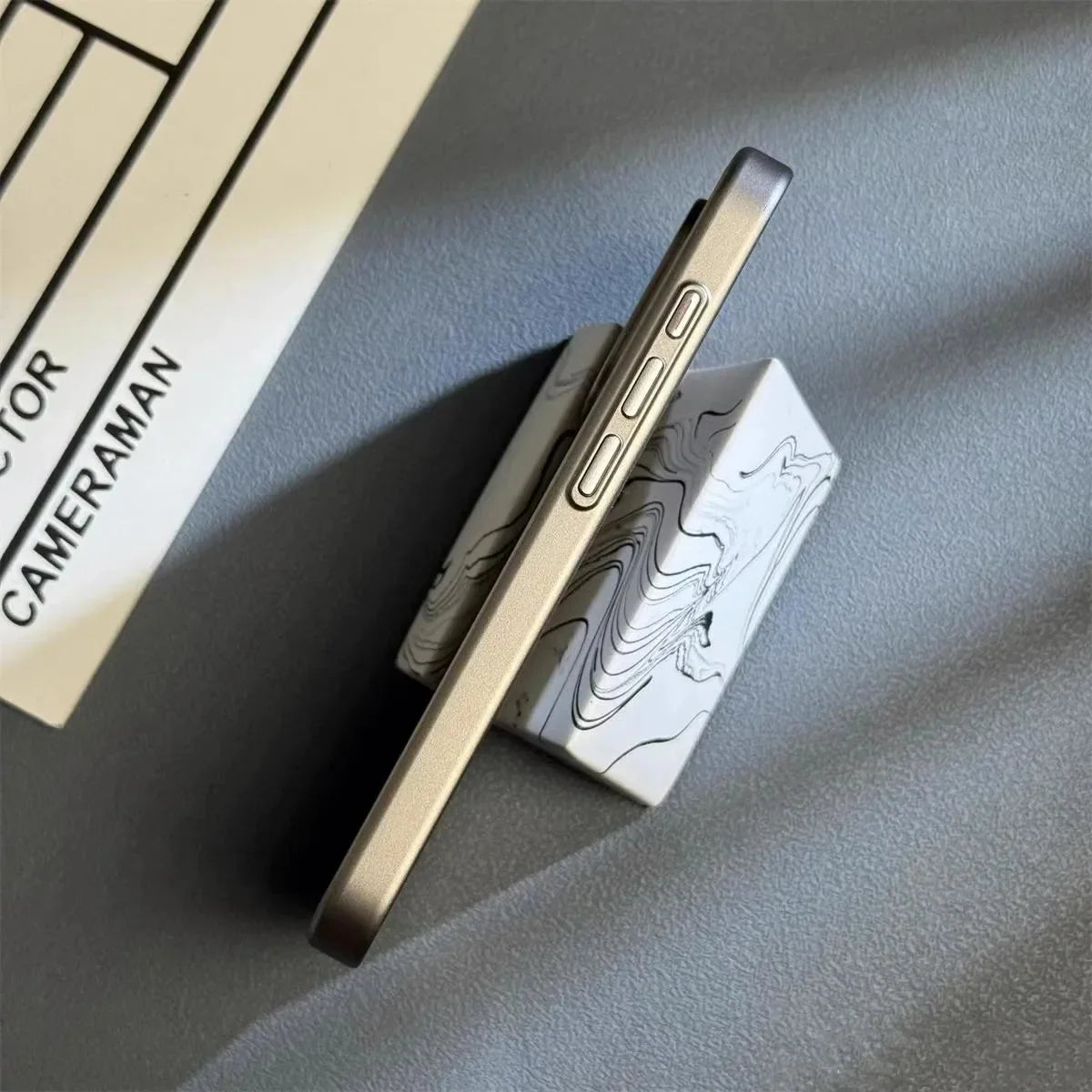 Titanium Shield Pro – iPhone case, drop protection, lightweight