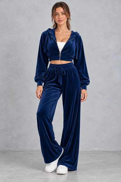 Tracksuit Women - Velvet Cropped Set with Hood and Wide Leg