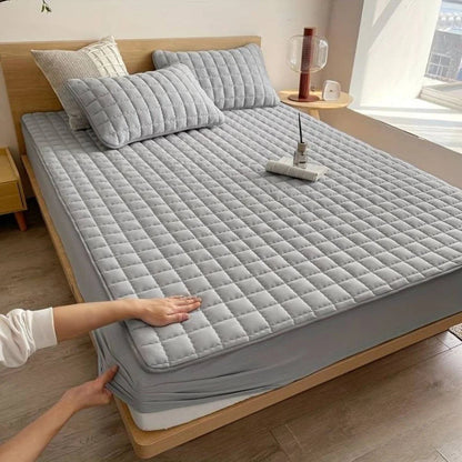 Waterproof Mattress Protector – moisture barrier, hygienic protection