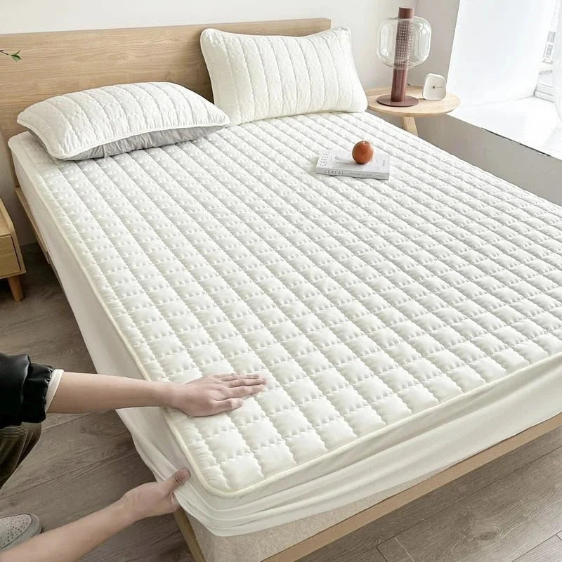 Waterproof Mattress Protector – moisture barrier, hygienic protection