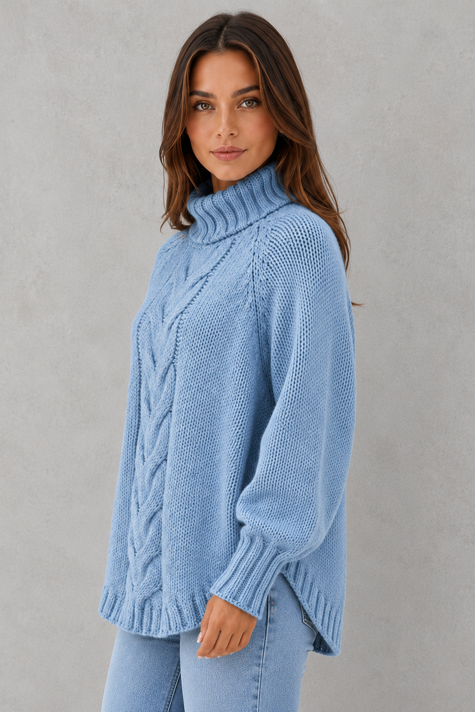 Sweater Women - Chunky Cable Roll Neck Jumper with Curved Hem