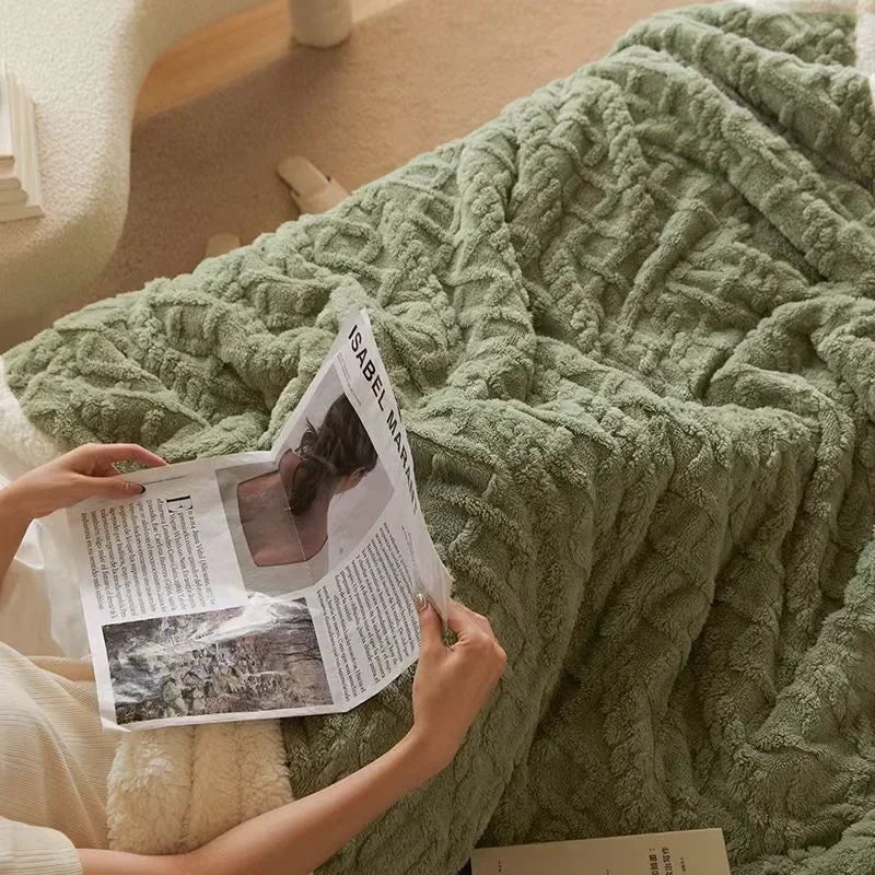 Wool Fleece Throw Blanket – warm winter layer for sofa and bed