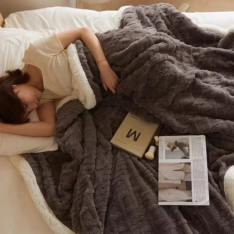 Wool Fleece Throw Blanket – warm winter layer for sofa and bed